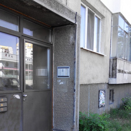 Домофонна система Младост 3 бл.359 